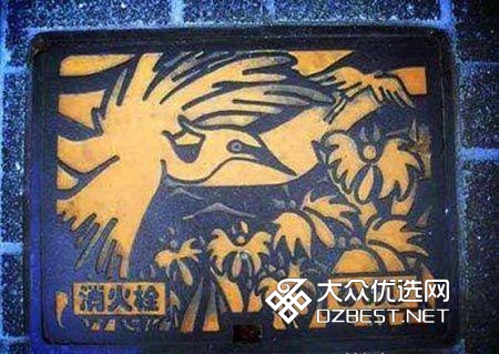日本下水道的井盖艺术 小偷都不忍心破坏