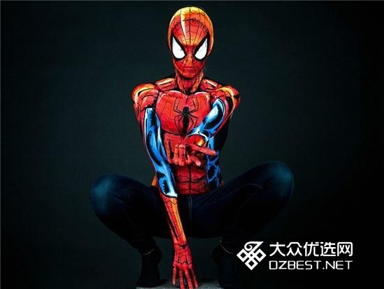 妹子人体绘画cosplay超级英雄 逼真哭了
