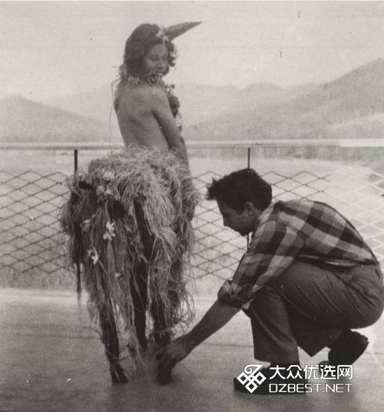 那些看不明白的现代艺术到底在做什么